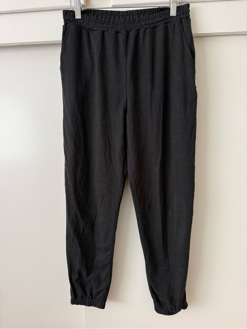 Vuori Womens Black Elastic-Waist Jogger Pants